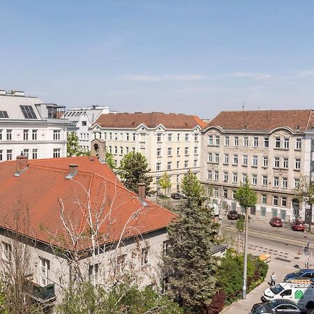 Vienna Cube Apartments Contactless Check In Bagian luar foto