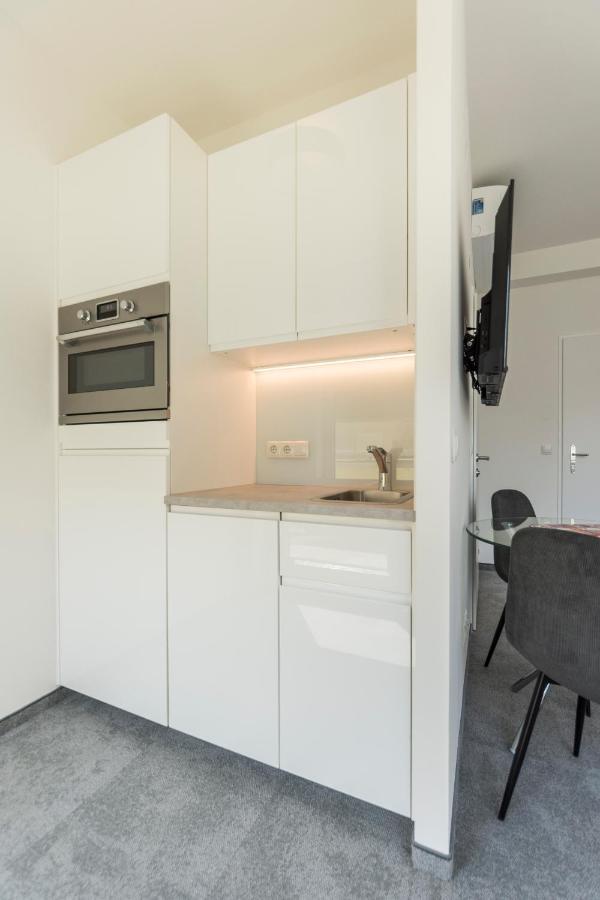 Vienna Cube Apartments Contactless Check In Bagian luar foto