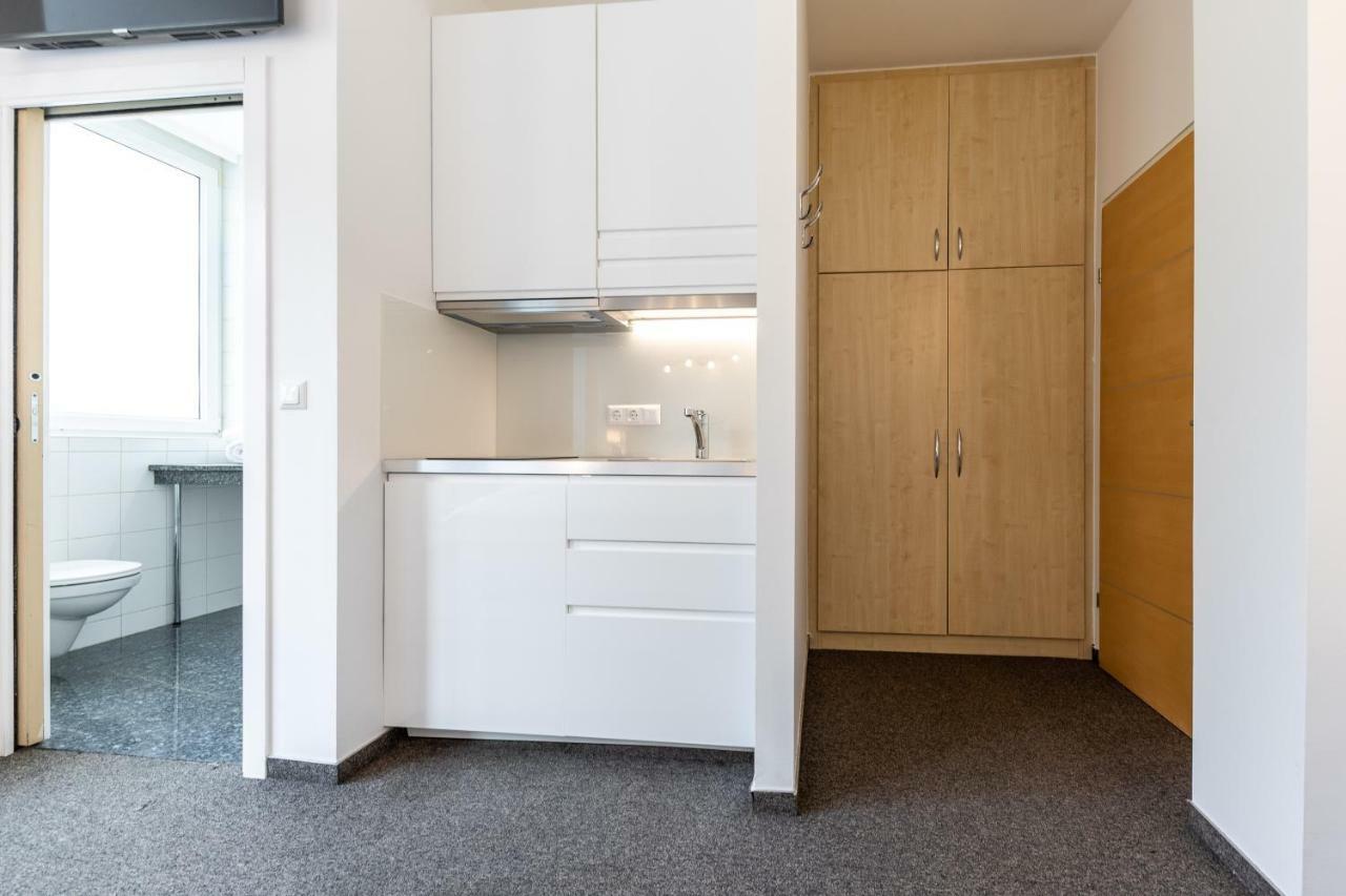 Vienna Cube Apartments Contactless Check In Bagian luar foto